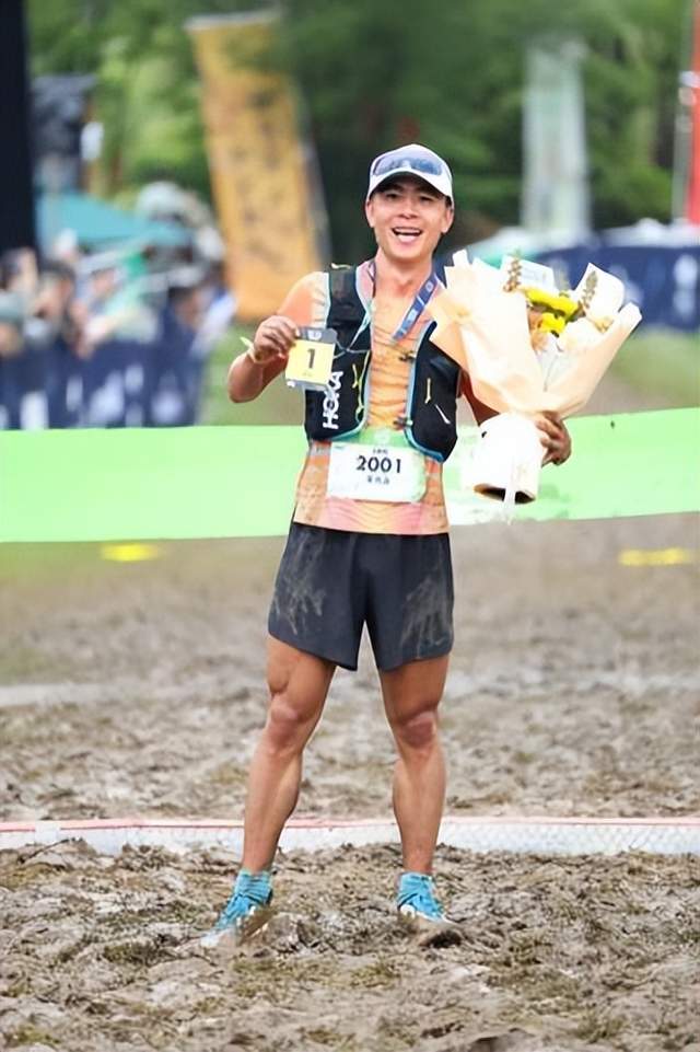 亚博官网-山野共融HOKA陪伴跑者共越莫干山之巅，于赛道共筑间传递山野文化